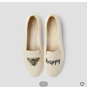 Round toe embroidered Audrey loafers